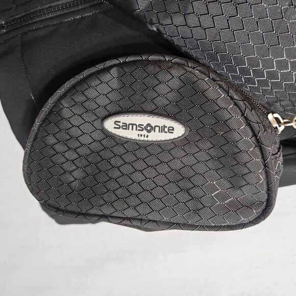 Samsonite Sunday Travel Golf Bag Soft Sided Par 3 Slimline Crossody Carry - Picture 5 of 6